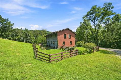 264 Stewart Run Road Waynsbrg/frankln Township PA 15370