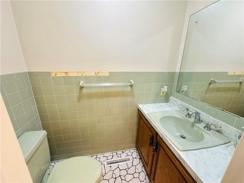 816 Belmont Road City Of But Ne PA 16001