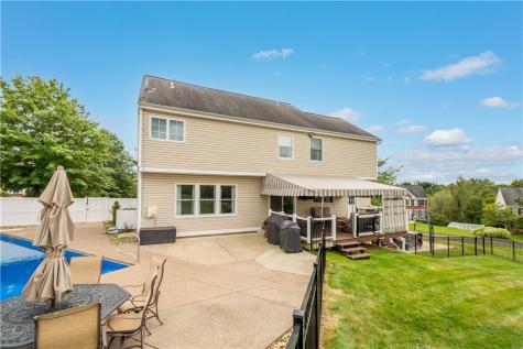 5837 Longview Circle South Fayette PA 15017