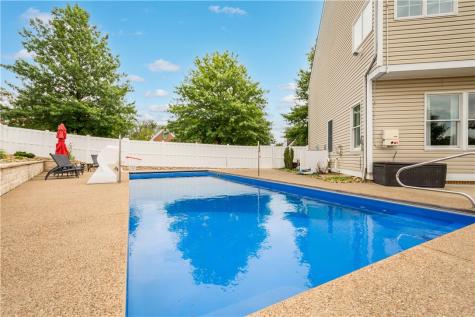 5837 Longview Circle South Fayette PA 15017