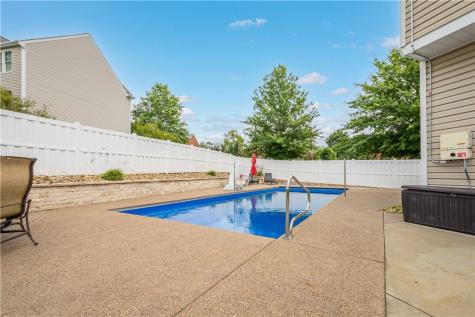 5837 Longview Circle South Fayette PA 15017