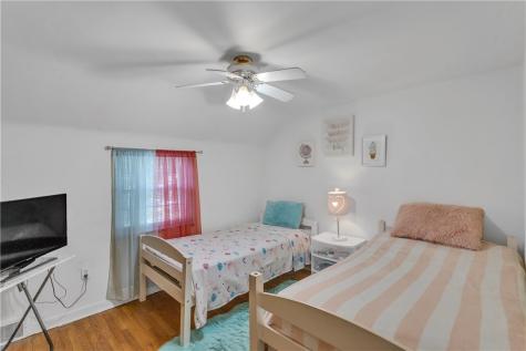 2709 Blackridge Avenue Penn Hills PA 15235