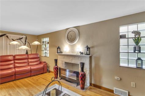 2709 Blackridge Avenue Penn Hills PA 15235