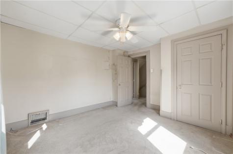 332 Giffin Avenue Canonsburg PA 15317