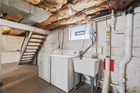 332 Giffin Avenue Canonsburg PA 15317