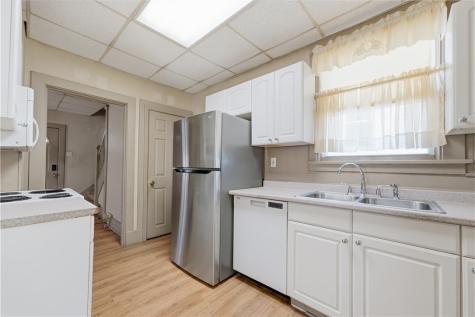332 Giffin Avenue Canonsburg PA 15317