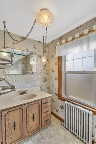707 Washington Jeannette PA 15644