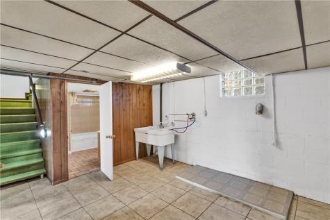 707 Washington Jeannette PA 15644