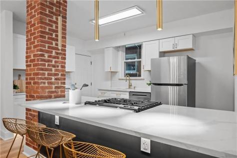 6517 Stanton Highland Park PA 15206
