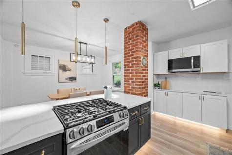 6517 Stanton Highland Park PA 15206