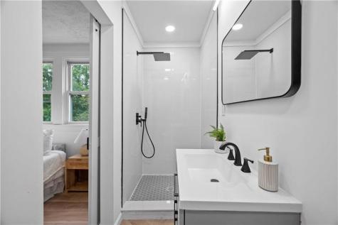 6517 Stanton Highland Park PA 15206