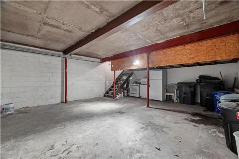 6517 Stanton Highland Park PA 15206