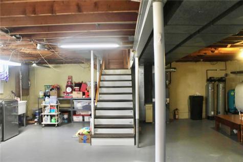 44 Valley View Drive Wilmington Township PA 16142