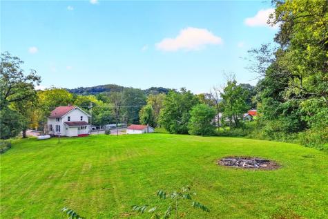 2004 Listonburg Road Addison Township PA 15424