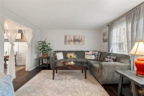 1105 Huston Drive West Mifflin PA 15122