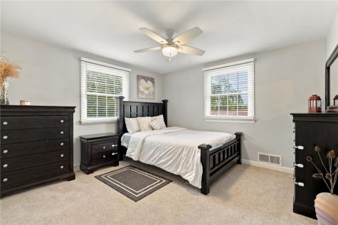 1105 Huston Drive West Mifflin PA 15122