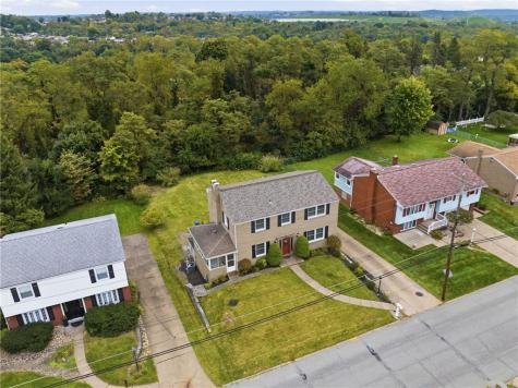 1105 Huston Drive West Mifflin PA 15122