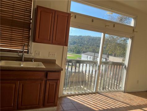 605 2nd Street Pitcairn PA 15140