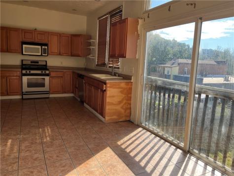 605 2nd Street Pitcairn PA 15140