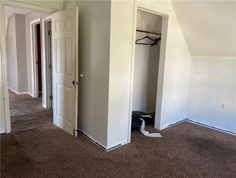 605 2nd Street Pitcairn PA 15140