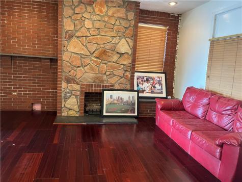 605 2nd Street Pitcairn PA 15140