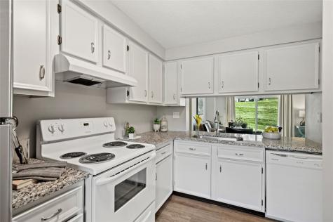 106 Shadowlawn Whitehall PA 15236