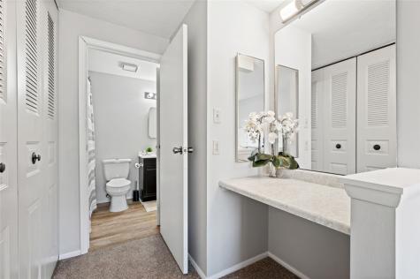 106 Shadowlawn Whitehall PA 15236