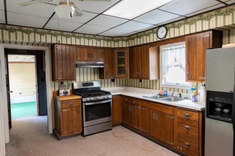 855 Jackson Avenue Monaca PA 15061