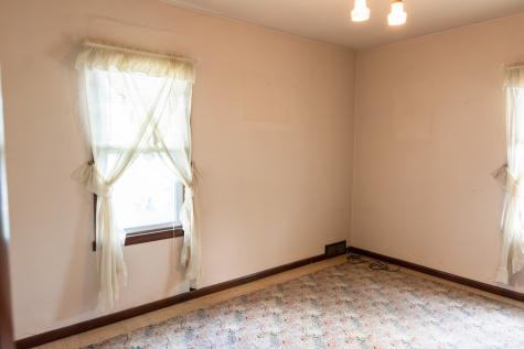 855 Jackson Avenue Monaca PA 15061