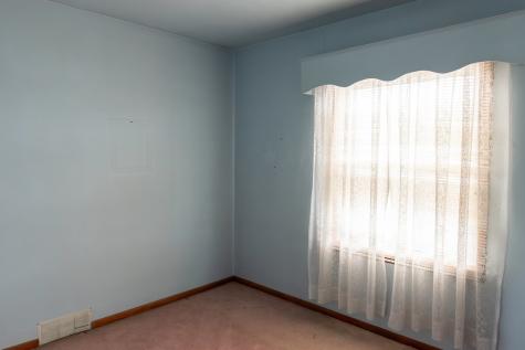 855 Jackson Avenue Monaca PA 15061
