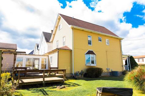855 Jackson Avenue Monaca PA 15061
