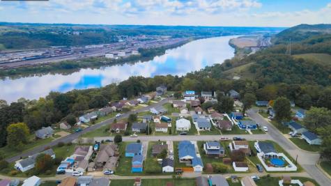 855 Jackson Avenue Monaca PA 15061