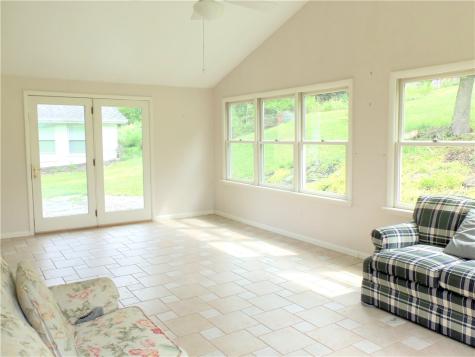 250 Waynesburg Road Amwell PA 15301