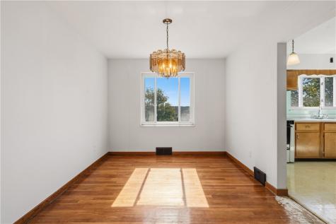19 Watson Street Carnegie PA 15106