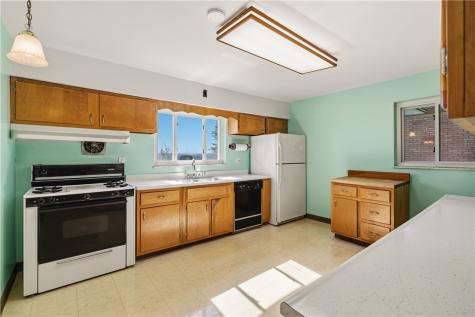 19 Watson Street Carnegie PA 15106