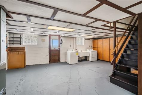 19 Watson Street Carnegie PA 15106