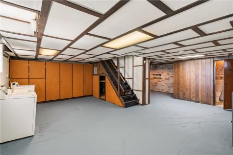 19 Watson Street Carnegie PA 15106
