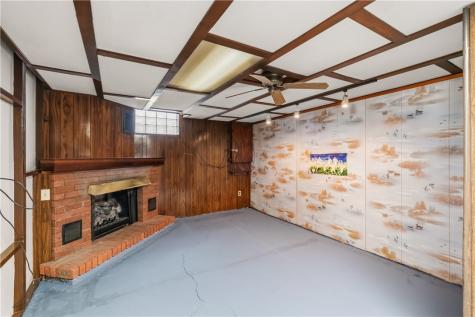 19 Watson Street Carnegie PA 15106