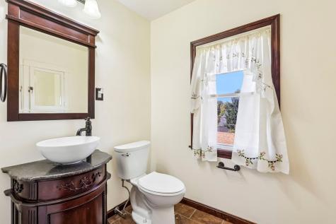 312 S Oakland Avenue Sharon PA 16146