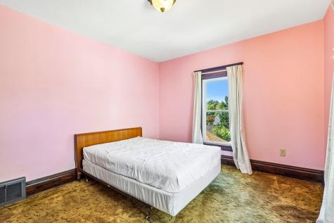 312 S Oakland Avenue Sharon PA 16146