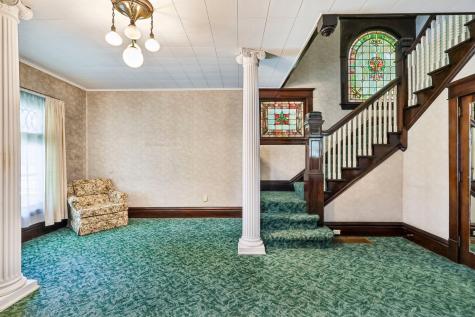 312 S Oakland Avenue Sharon PA 16146