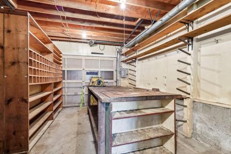 312 S Oakland Avenue Sharon PA 16146