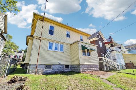 312 S Oakland Avenue Sharon PA 16146