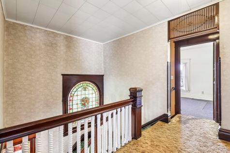 312 S Oakland Avenue Sharon PA 16146