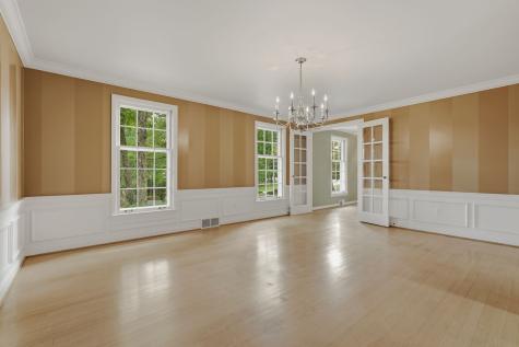 143 Backbone Road Bell Acres PA 15143