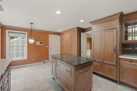 143 Backbone Road Bell Acres PA 15143