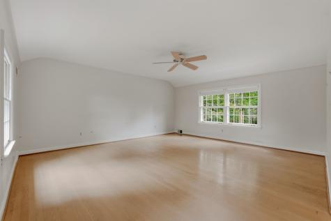 143 Backbone Road Bell Acres PA 15143