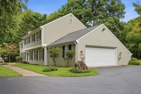 143 Backbone Road Bell Acres PA 15143