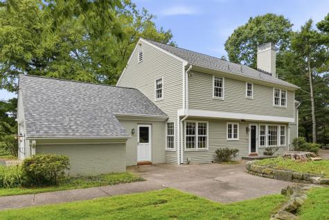 143 Backbone Road Bell Acres PA 15143