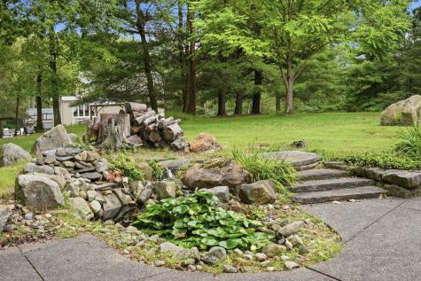 143 Backbone Road Bell Acres PA 15143